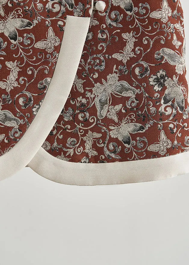 Sophisticated Garment with a Clean Classic Look