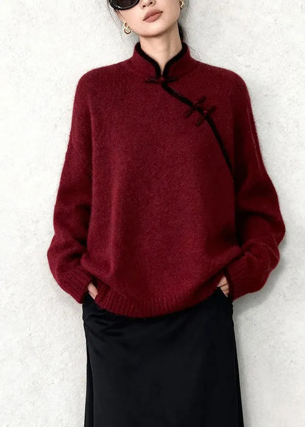 Effortlessly Elegant Top with a Timeless Design