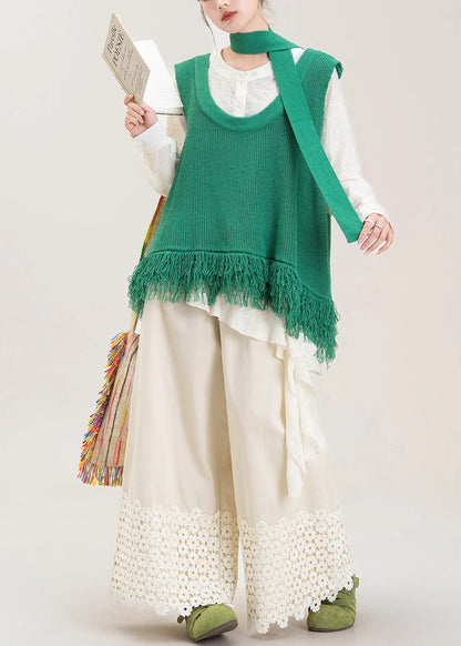 Well Tailored Pants with a Graceful Silhouette