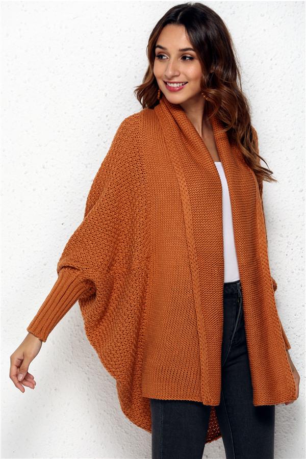 Effortlessly Elegant Cardigan with a Timeless Design