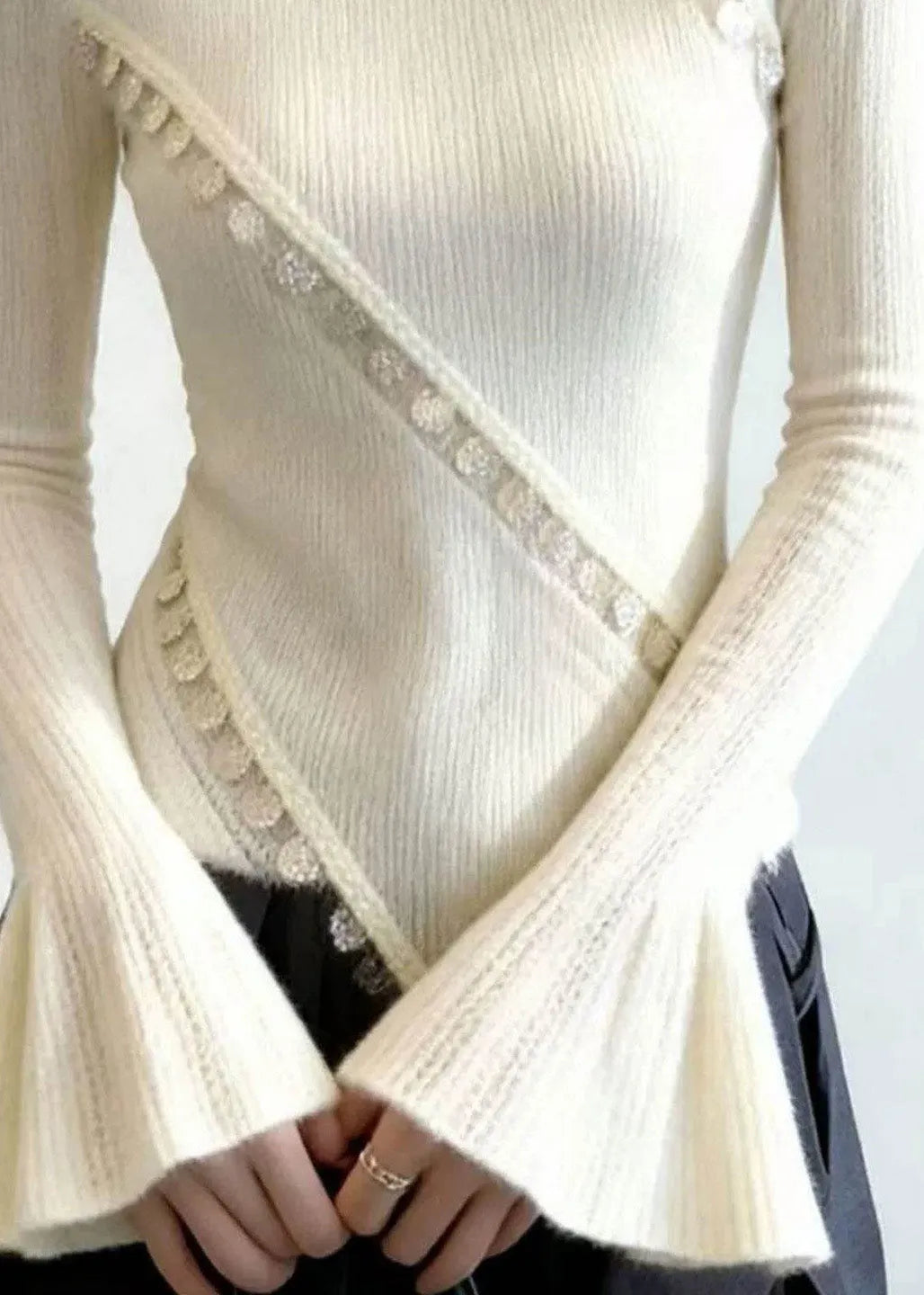 Classic Vintage Sweater with a Flattering Fit