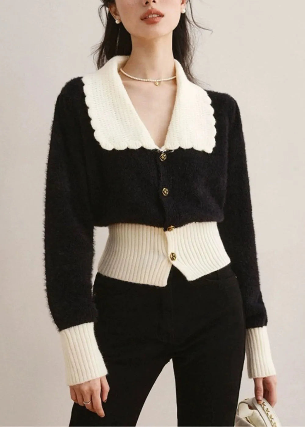 Beautifully Crafted Cardigan in a Classic Style