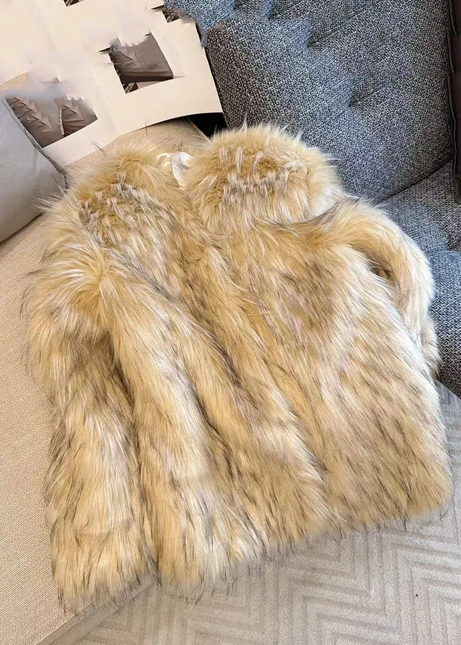 Beautifully Crafted Coat in a Classic Style