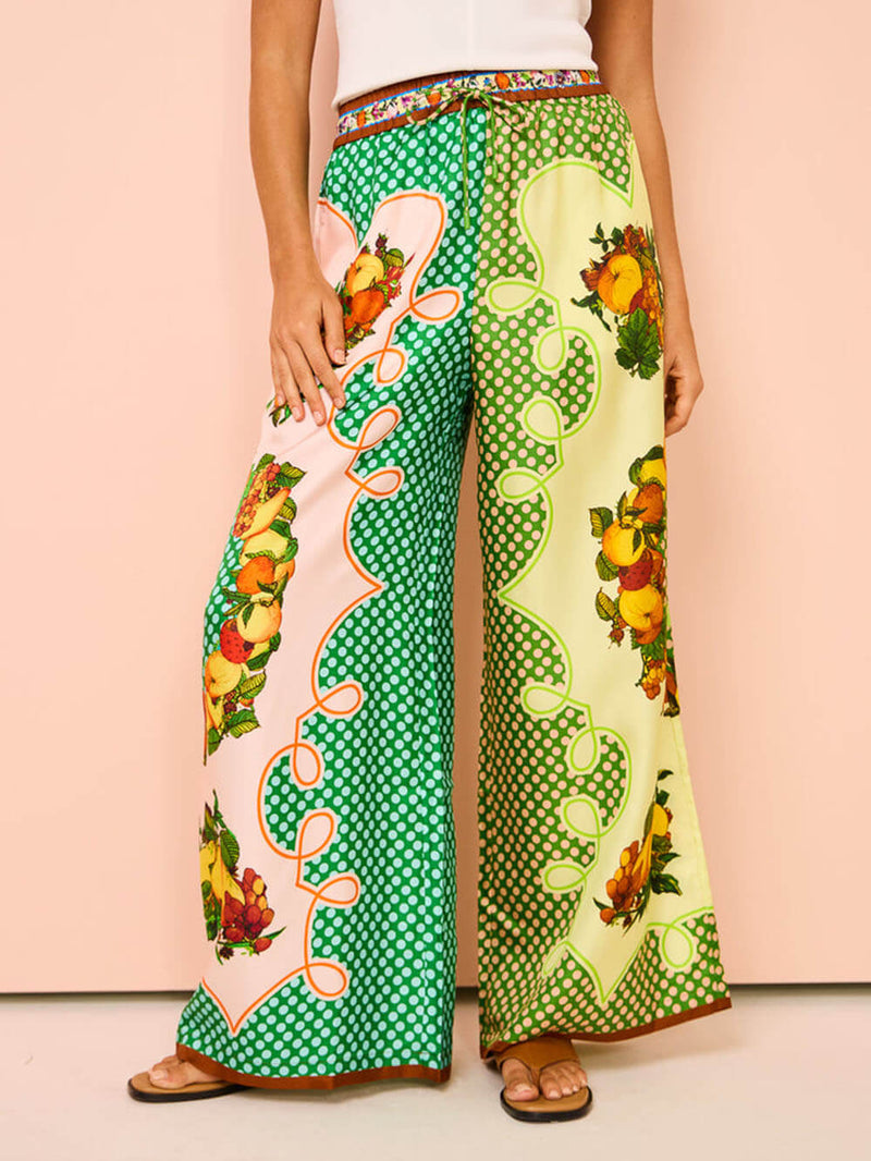 Beautifully Finished Pants in a Timeless Design