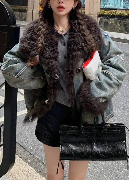 Elegantly Styled Jacket for Everyday Wear