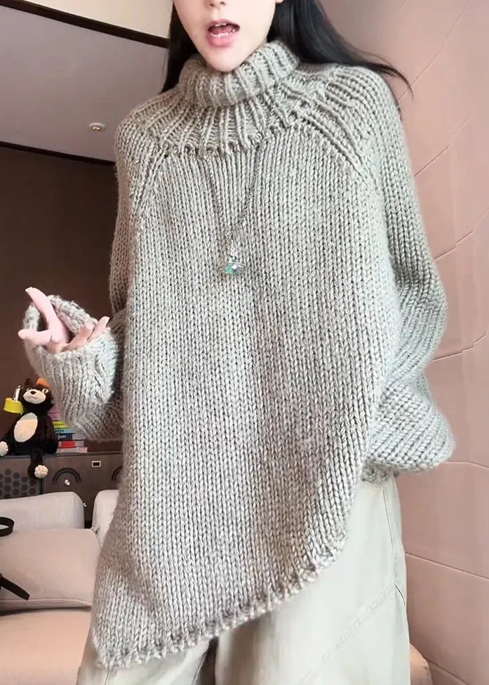 Beautifully Finished Sweater in a Timeless Design