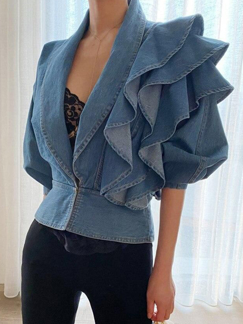 Classic Vintage Shirt with a Flattering Fit