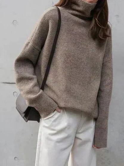 Cashmere Blend Turtleneck Sweater with Minimalist Silhouette in Taupe