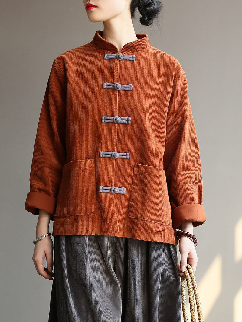 Well Tailored Coat with a Graceful Silhouette