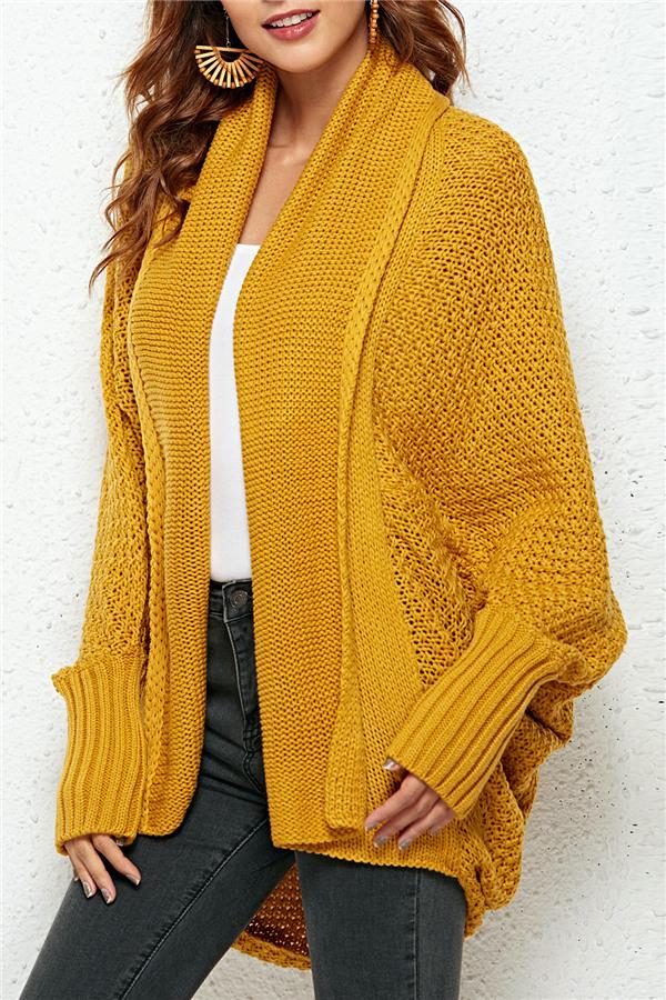 Effortlessly Elegant Cardigan with a Timeless Design