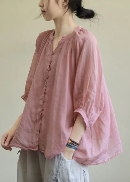 Well Tailored Blouse with a Graceful Silhouette