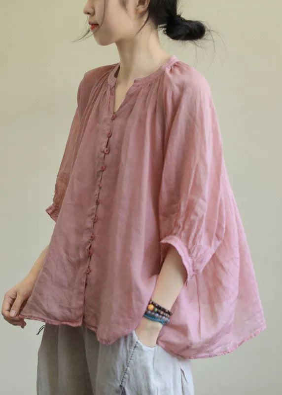Well Tailored Blouse with a Graceful Silhouette