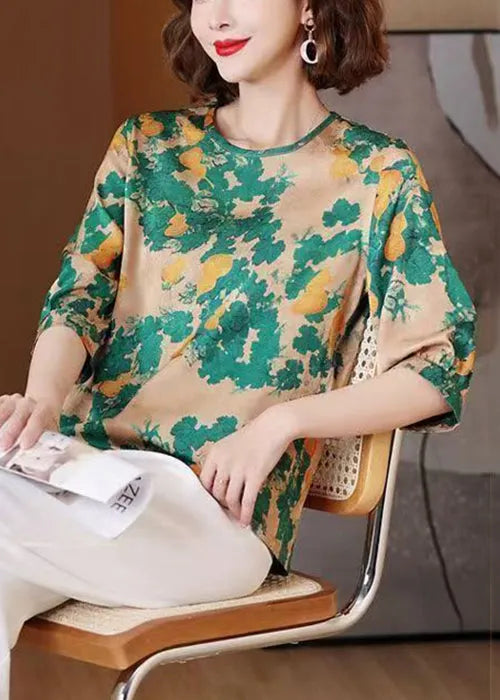 A Vintage Style Blouse with Delicate Timeless Details