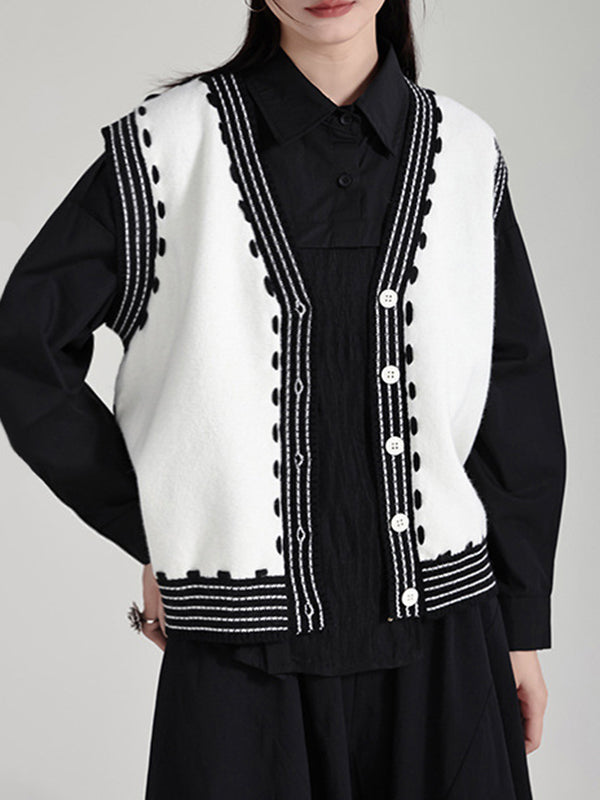 Effortlessly Elegant Garment with a Timeless Design