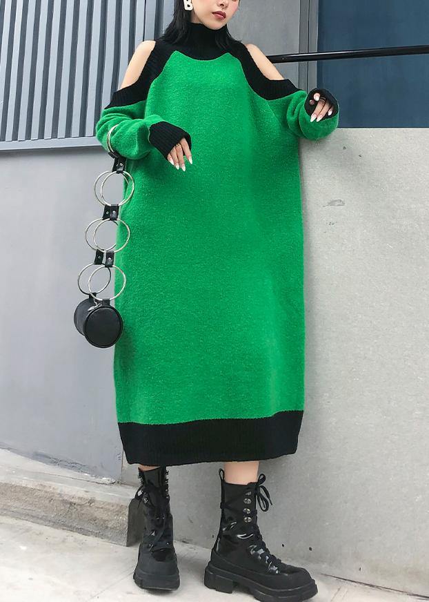 Classic Vintage Sweater with a Flattering Fit