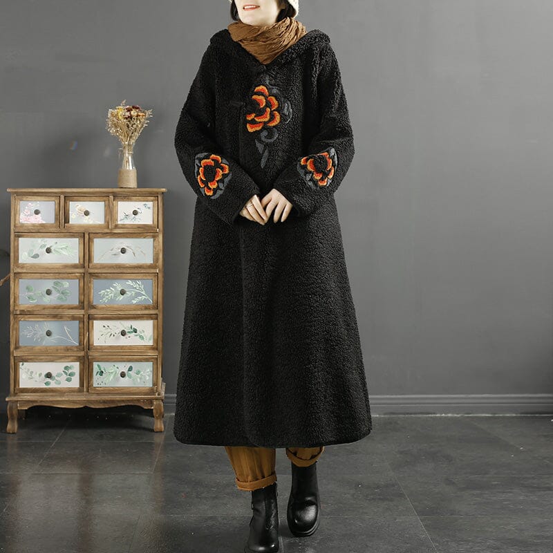 Well Tailored Coat with a Graceful Silhouette