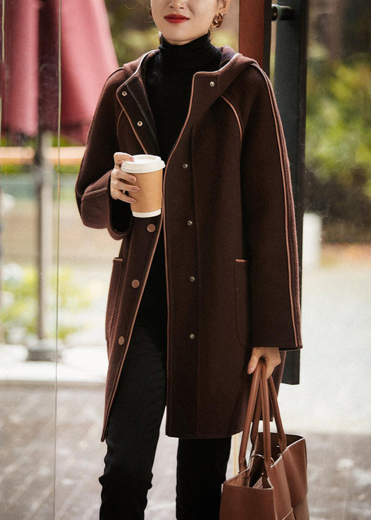 Effortlessly Elegant Coat with a Timeless Design