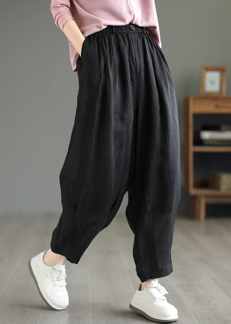 Effortlessly Elegant Pants with a Timeless Design