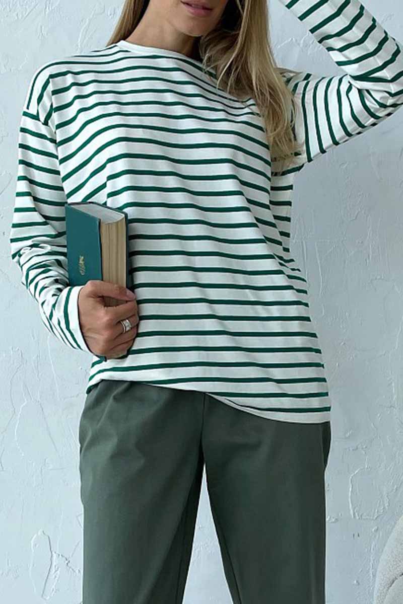 Classic Vintage Top with a Flattering Fit