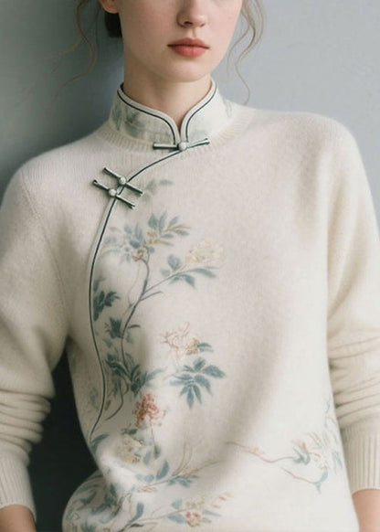 Gracefully Styled Sweater for Any Occasion