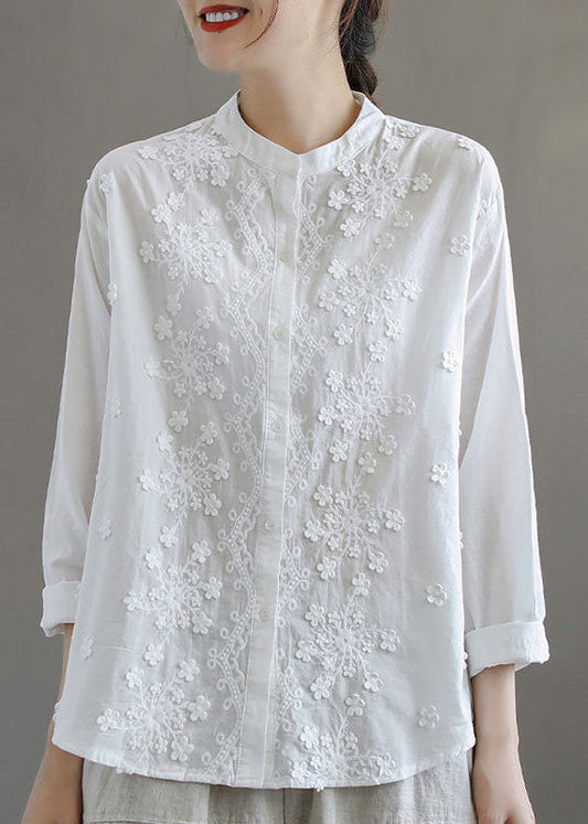 Beautifully Crafted Blouse in a Classic Style
