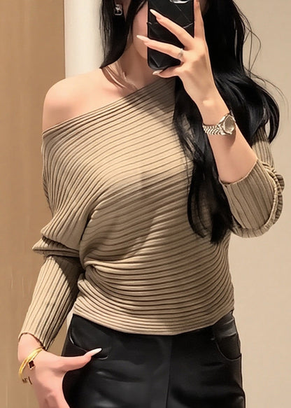 Beautifully Finished Sweater in a Timeless Design