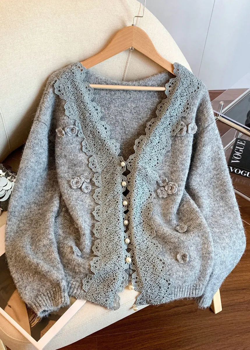 Beautifully Finished Coat in a Timeless Design