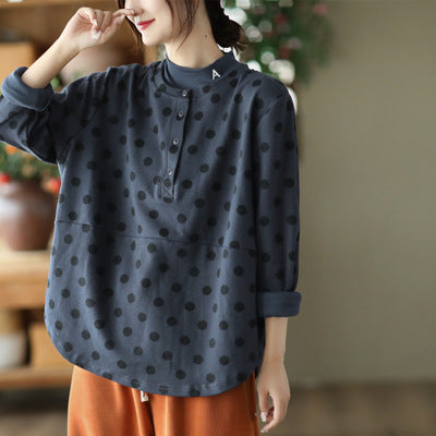 Sophisticated T-Shirt with a Clean Classic Look