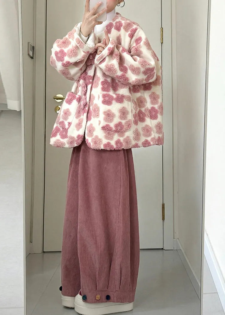 Classic Vintage Pants with a Flattering Fit