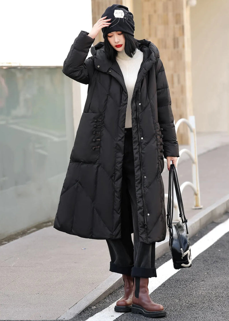 Well Tailored Coat with a Graceful Silhouette