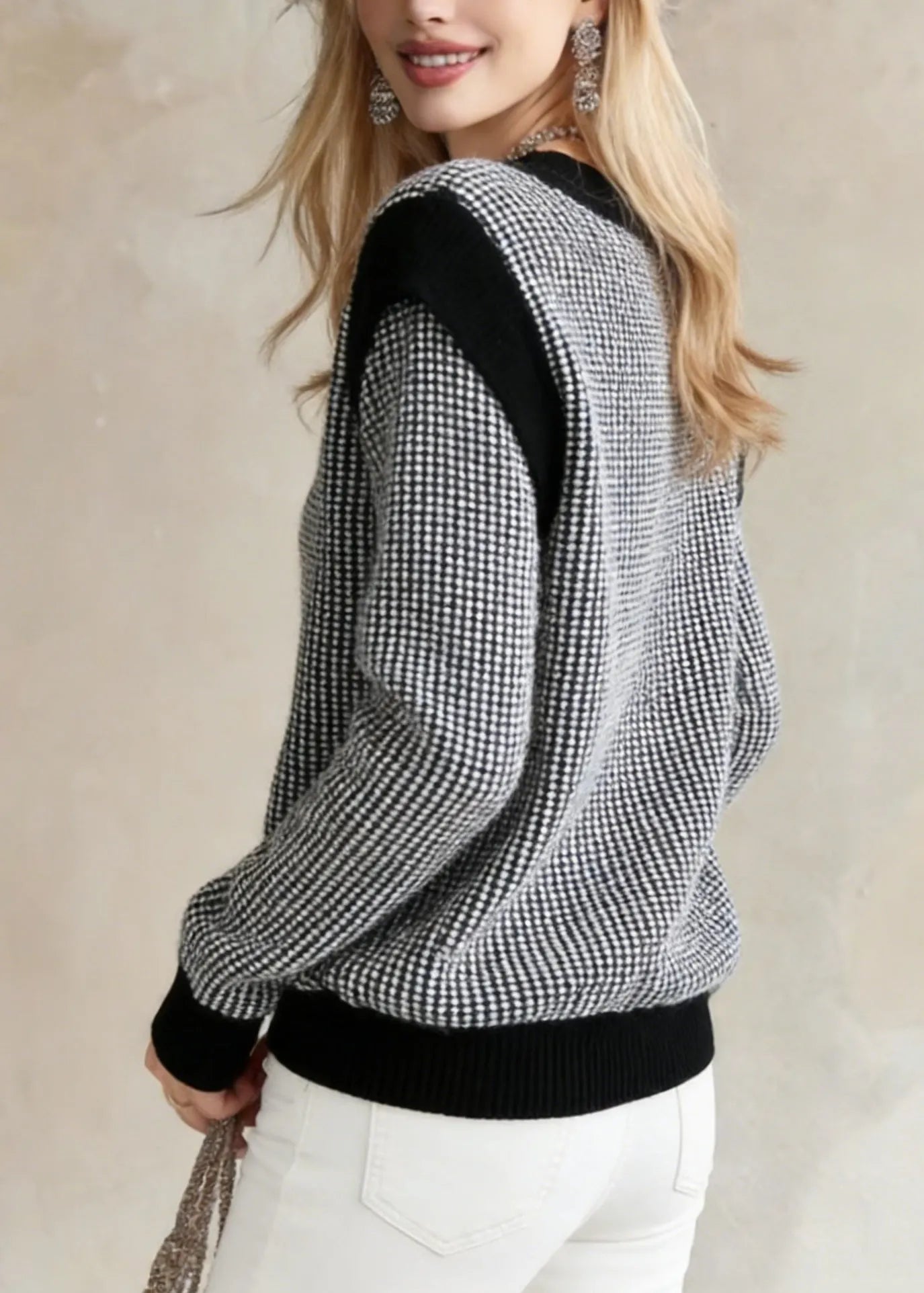 Beautifully Crafted Sweater in a Classic Style