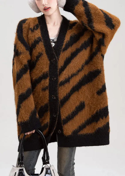 Polished Cardigan with an Effortless Classic Look
