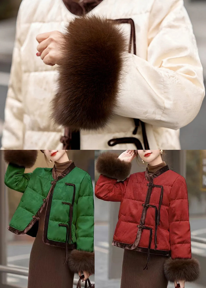 Classic Vintage Coat with a Flattering Fit