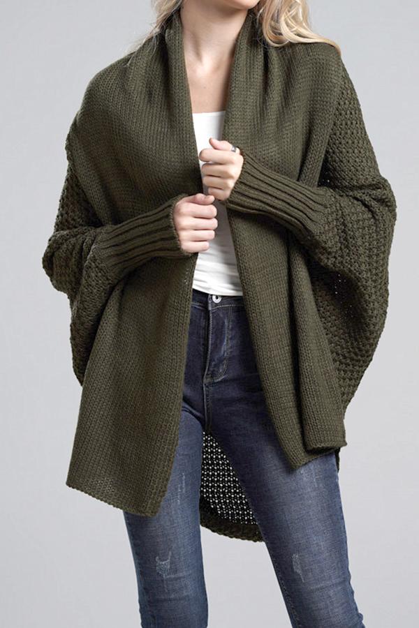 Effortlessly Elegant Cardigan with a Timeless Design