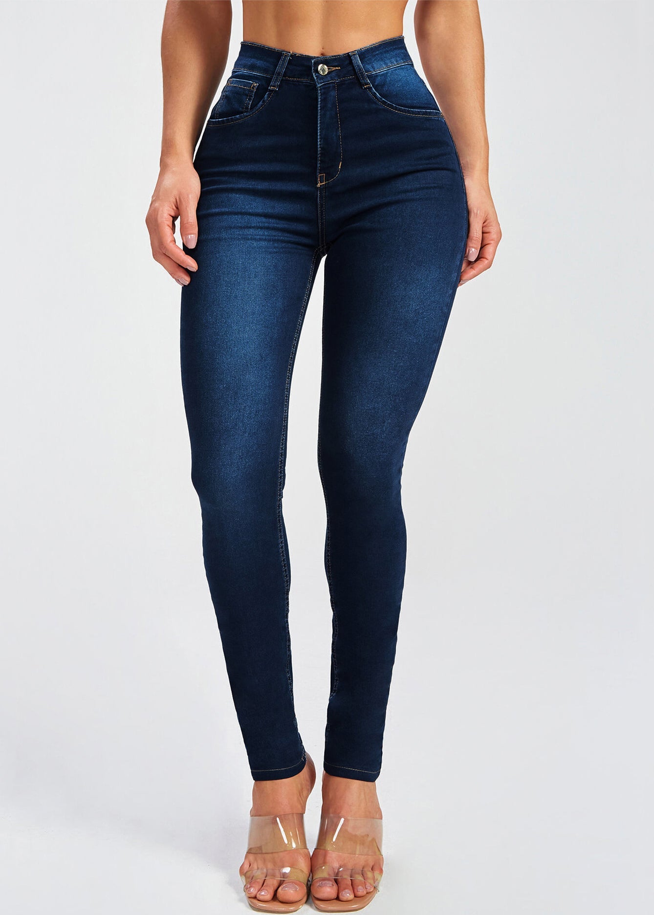 Beautifully Crafted Pants in a Classic Style