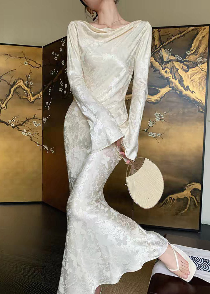 A Vintage Style Dress with Delicate Timeless Details