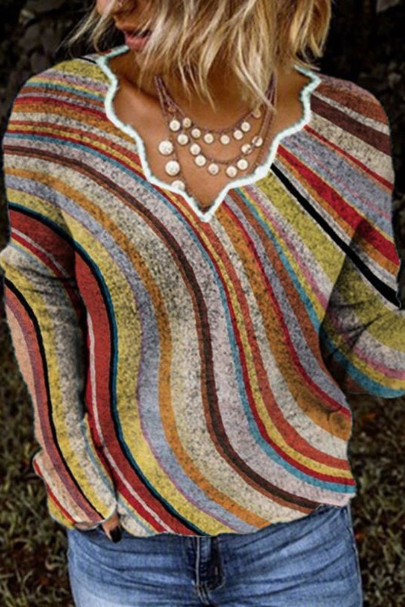 Beautifully Finished Sweater in a Timeless Design
