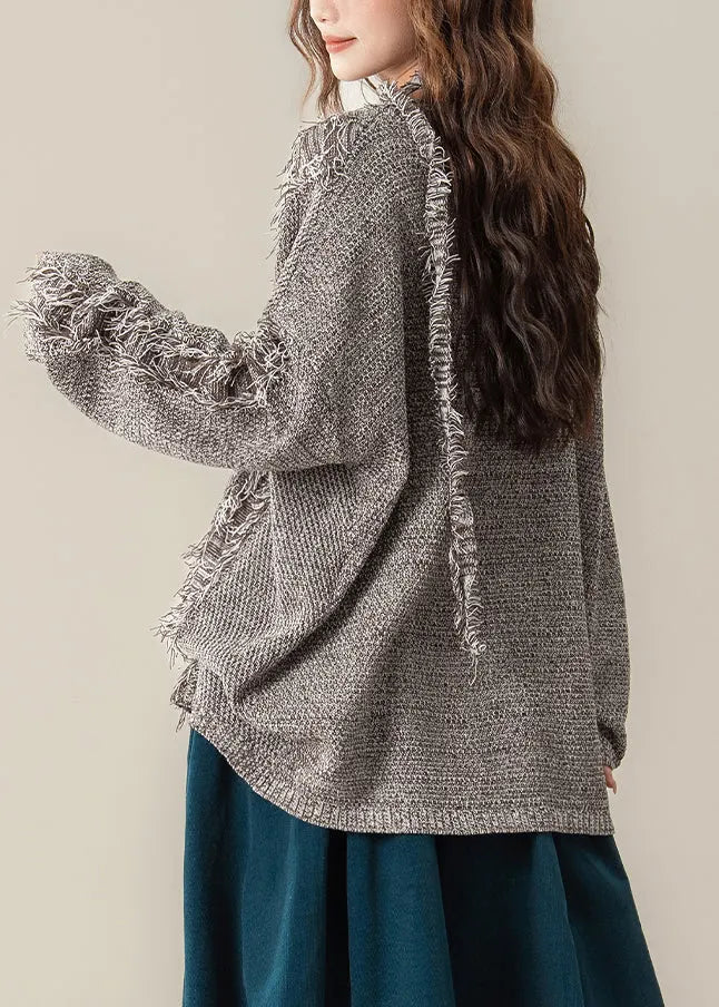 Classic Vintage Sweater with a Flattering Fit