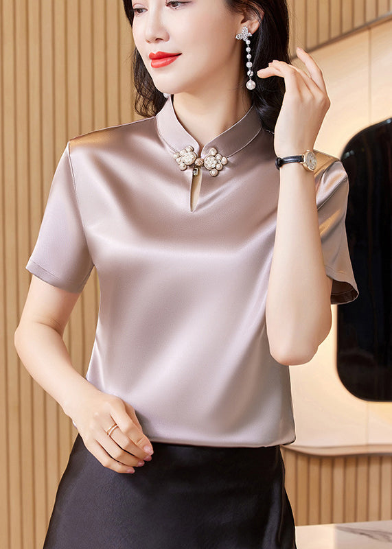 Beautifully Finished Top in a Timeless Design