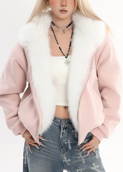 Effortlessly Elegant Jacket with a Timeless Design
