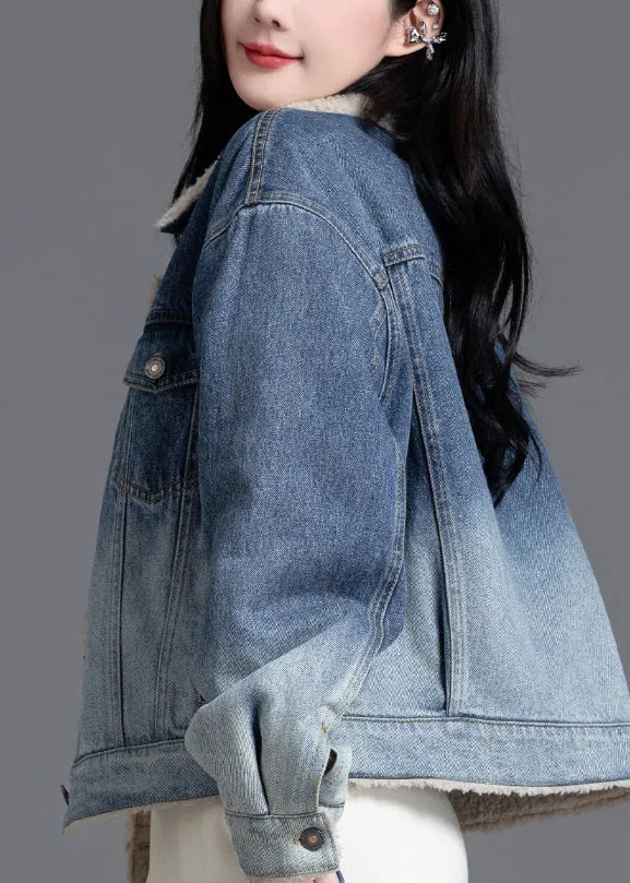 Elegantly Styled Coat for Everyday Wear