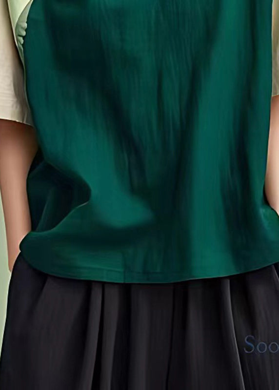 Effortlessly Elegant Blouse with a Timeless Design
