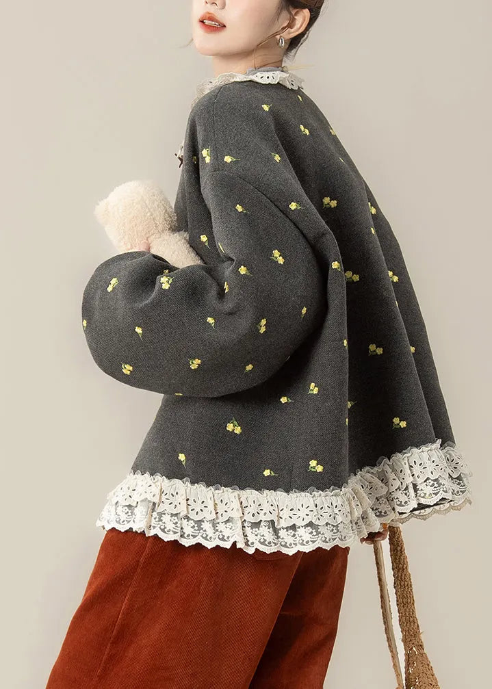Classic Vintage Coat with a Flattering Fit