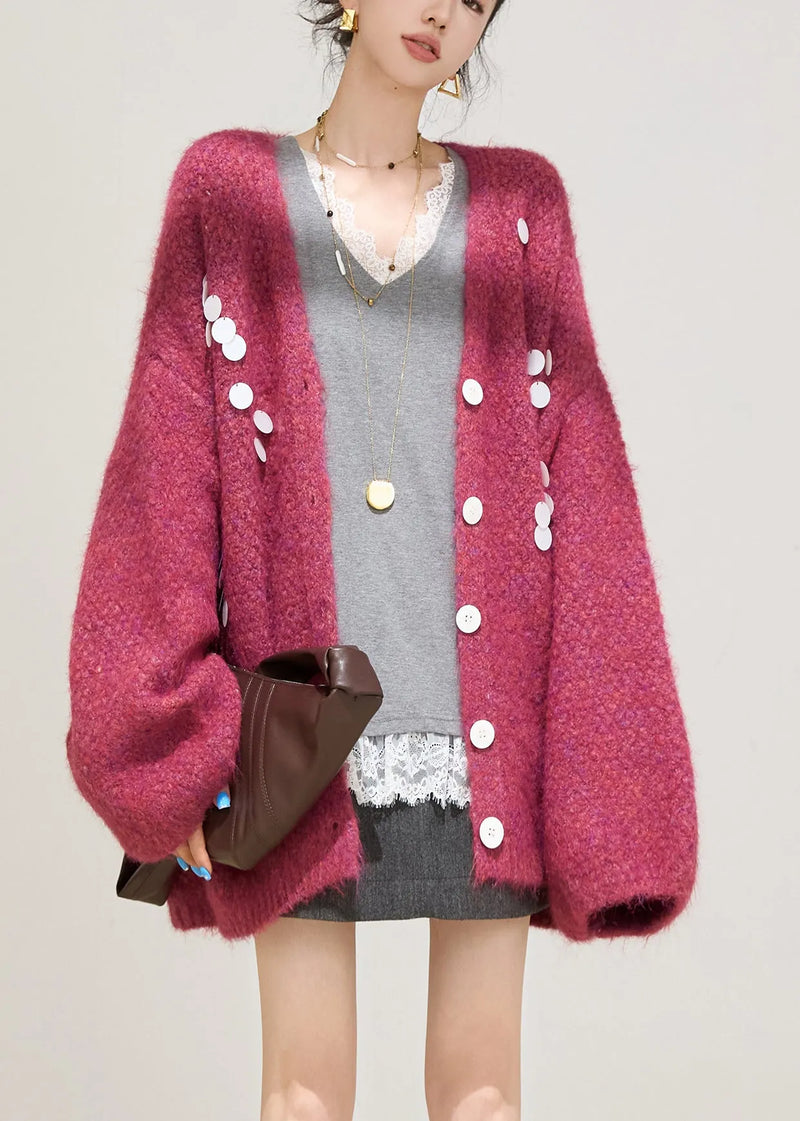 Well Tailored Cardigan with a Graceful Silhouette