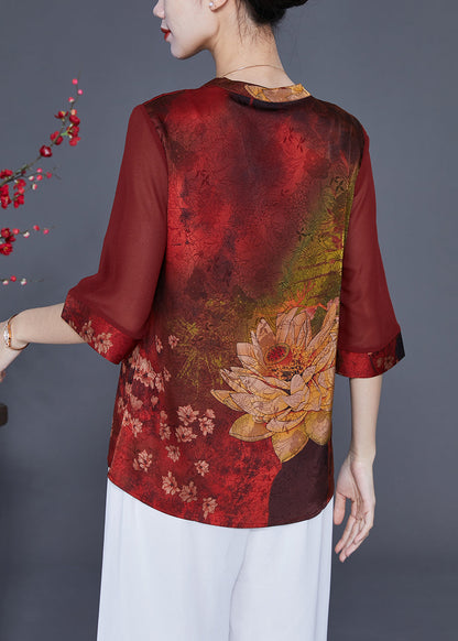 Effortlessly Elegant Blouse with a Timeless Design