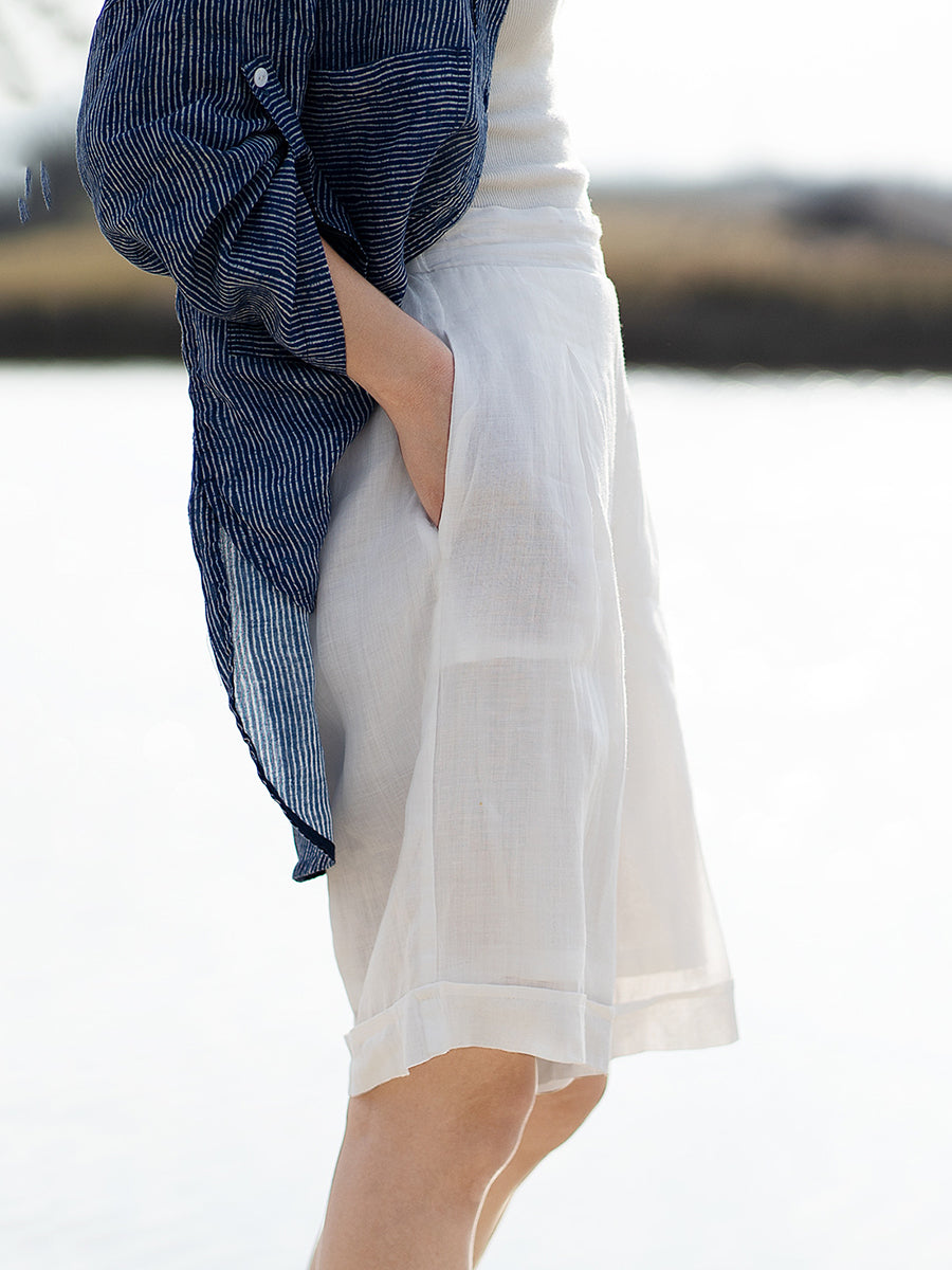 Classic Vintage Cardigan with a Flattering Fit