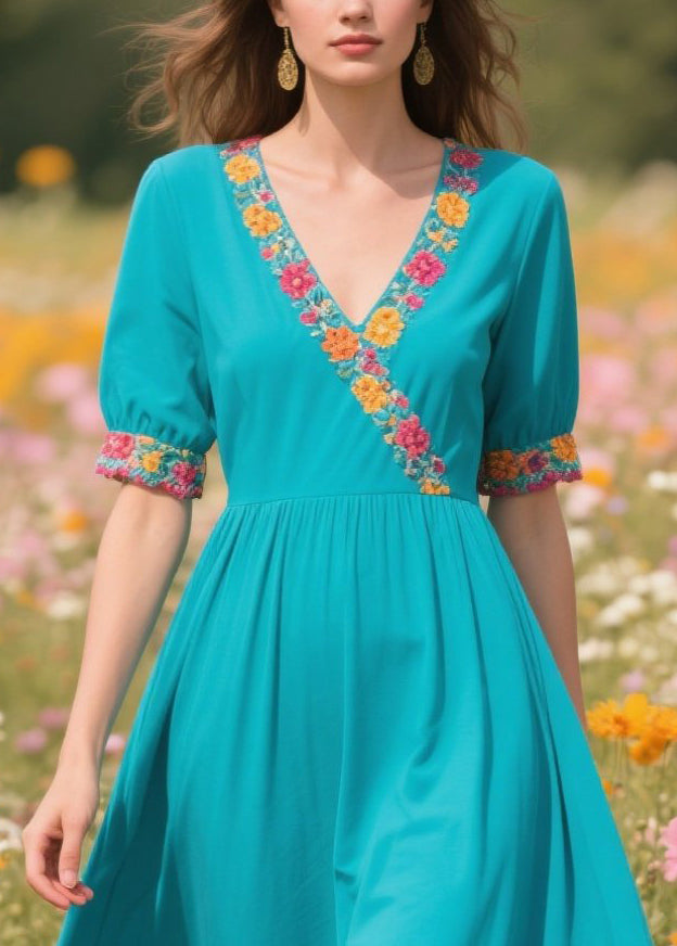 Beautifully Crafted Dress in a Classic Style