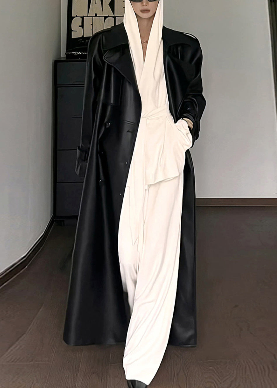 Well Tailored Coat with a Graceful Silhouette