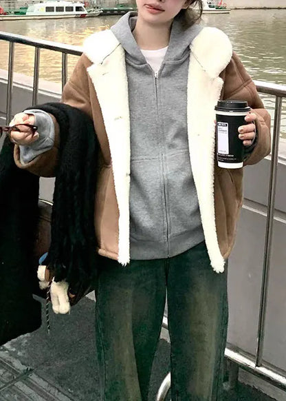 Elegantly Styled Coat for Everyday Wear