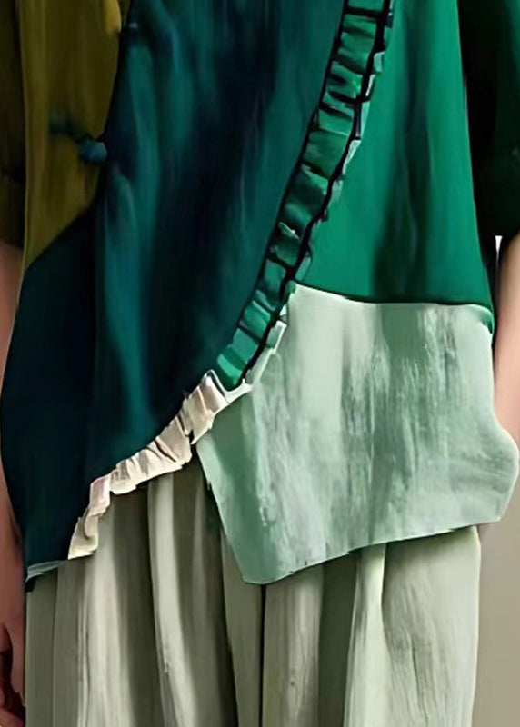 Beautifully Crafted Blouse in a Classic Style